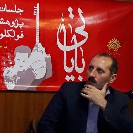 شعر مخمس گرایلی در نشست تخصصی بایاتی بررسی شد