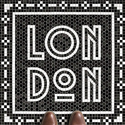 تایپوگرافی های موزاییک کاری شده در اوقات فراغت یک طراح