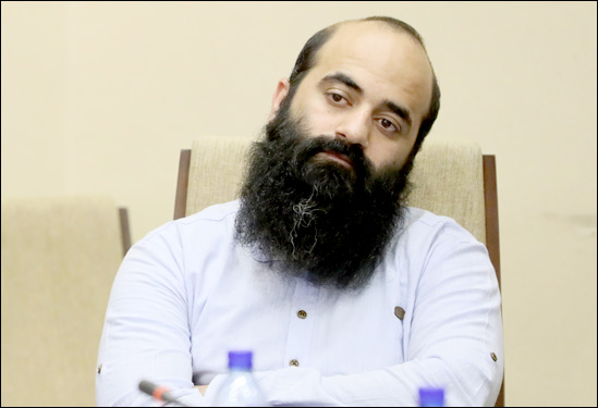 توسعهی تئاتر مردمی از اهداف ویژهی ما خواهد بود