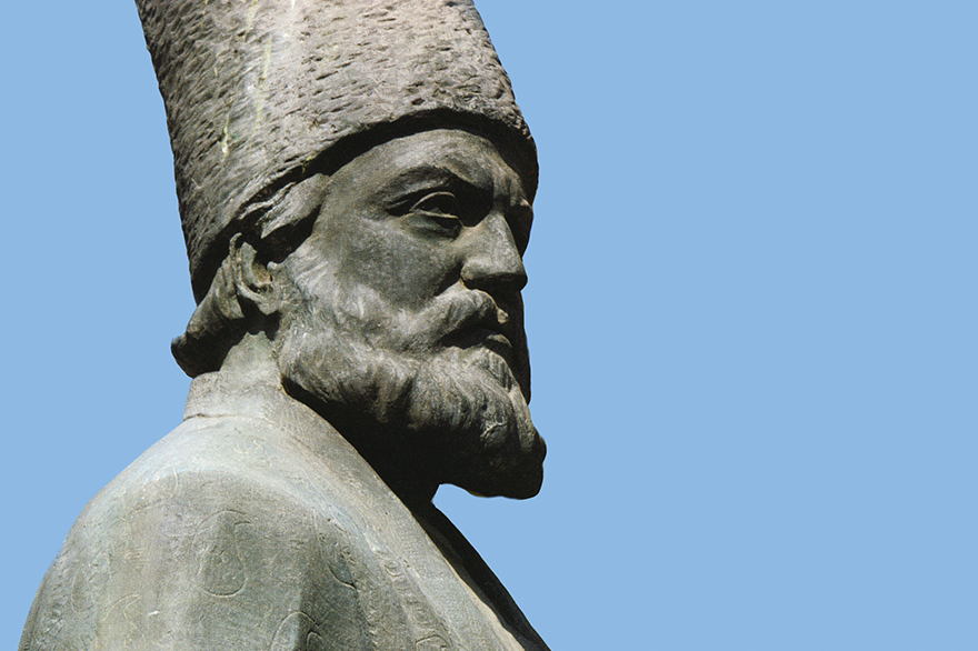 مجسمه میرزا تقیخان امیرکبیر