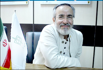 تئاتر حوزه هنری میتواند الگوی هنرمندان جوان باشد