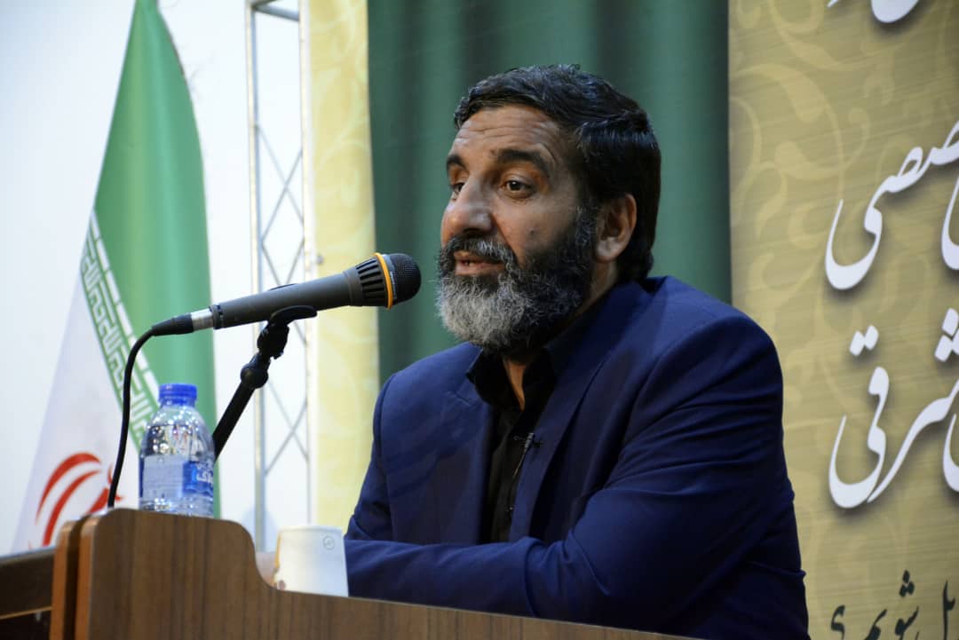 فعالیت خالصانه، هنرمندان