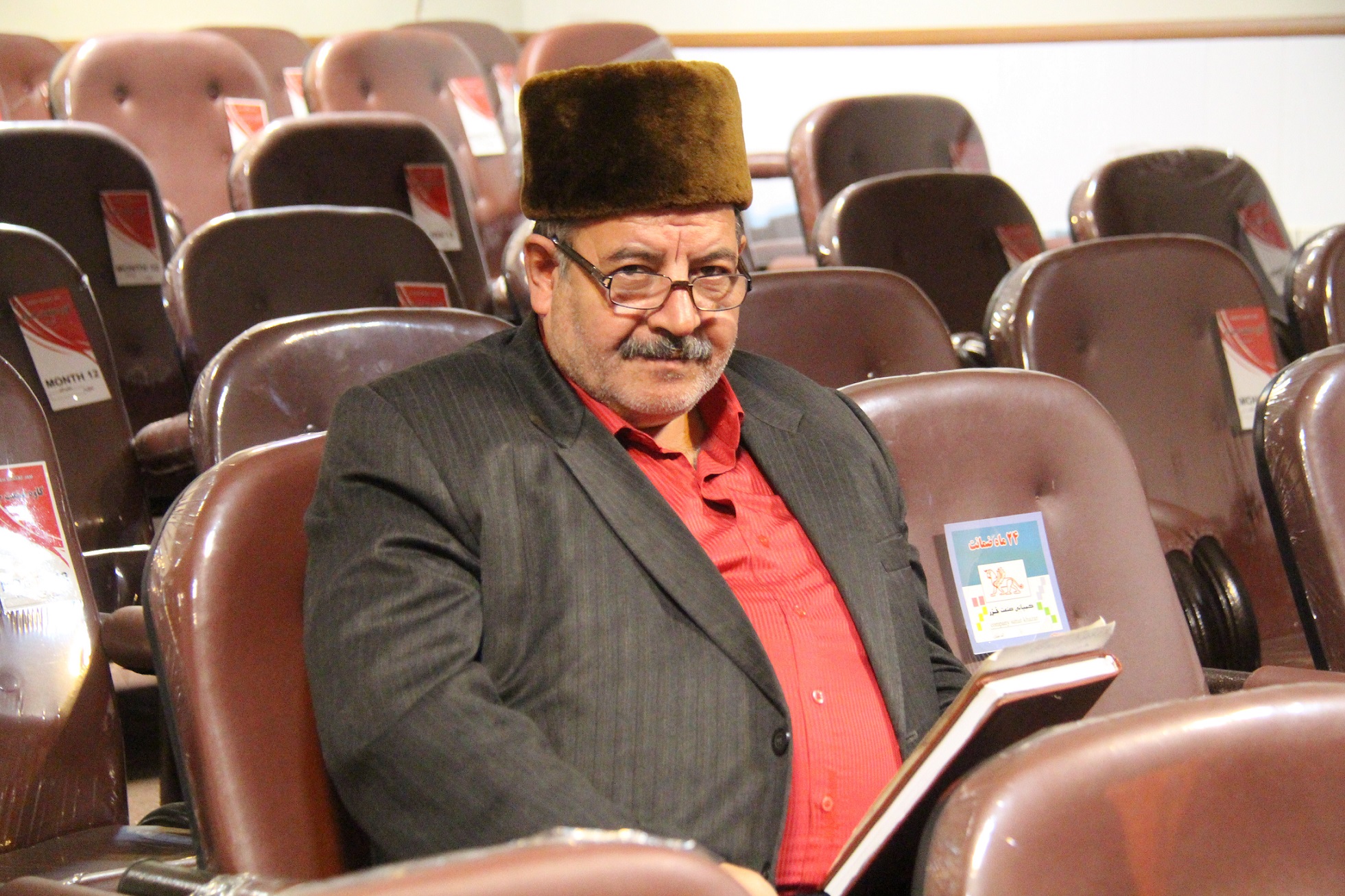 تولید شعر طنز کرونا در حوزه هنری اردبیل