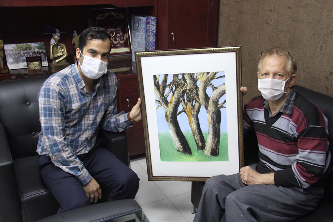 خود را موظف میدانیم هنرمندان ارزشی را حمایت و به مردم معرفی کنیم