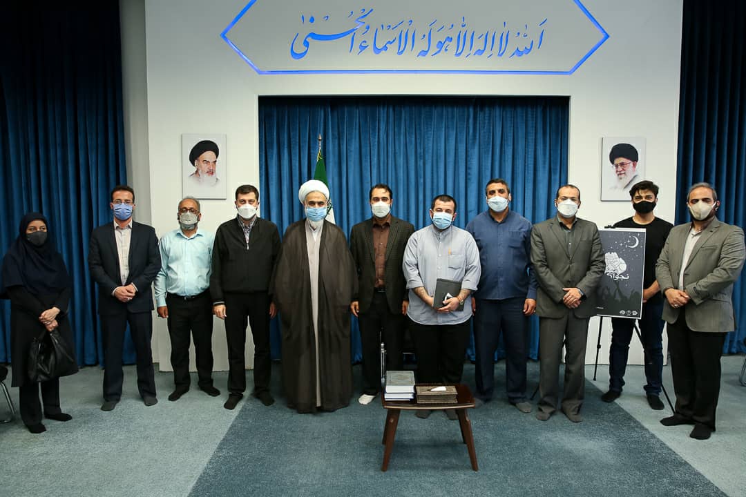 شناسایی فرصتهای هنری و کشف هنرمندان بسیار ارزشمند است